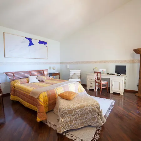 Sauci Villa San Vito Lo Capo