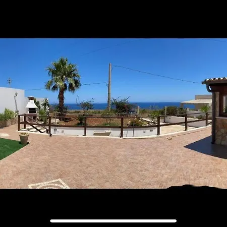 Villa Costa Sauci *