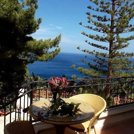 Villa Costa Sauci