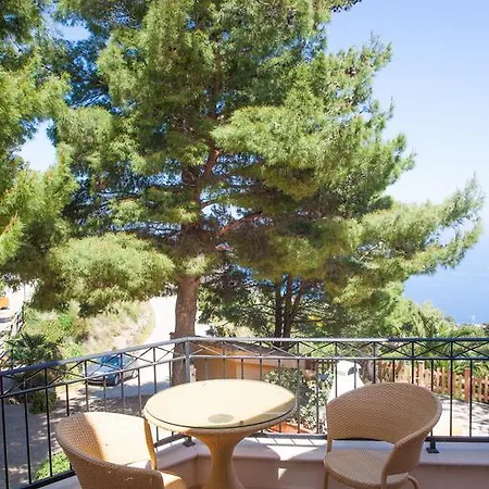 Villa Costa Sauci *